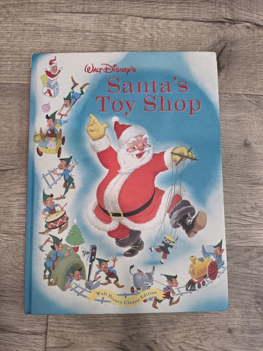 Walt Disneys Santas Toy Shop Hardcover Book Classic Edition 2000 Christmas Story
